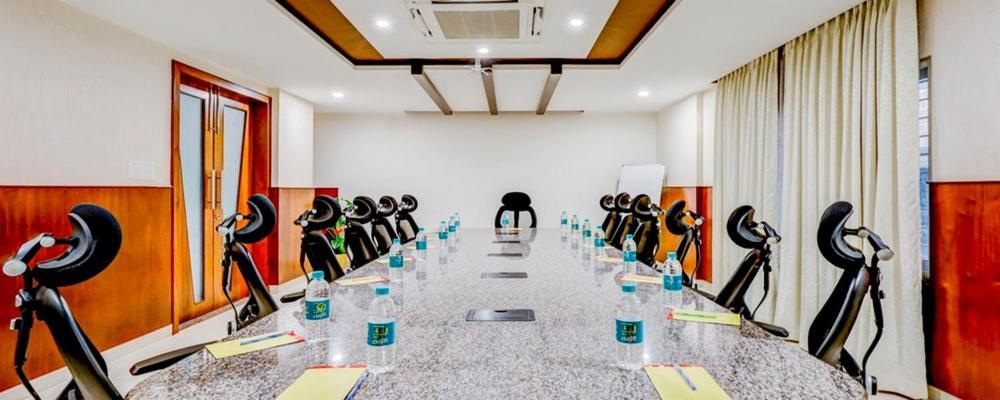 Hotel U.T.Elegance Bangalore Buitenkant foto